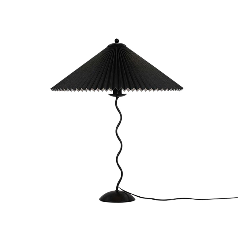 Squiggle Pleated Table Lamp