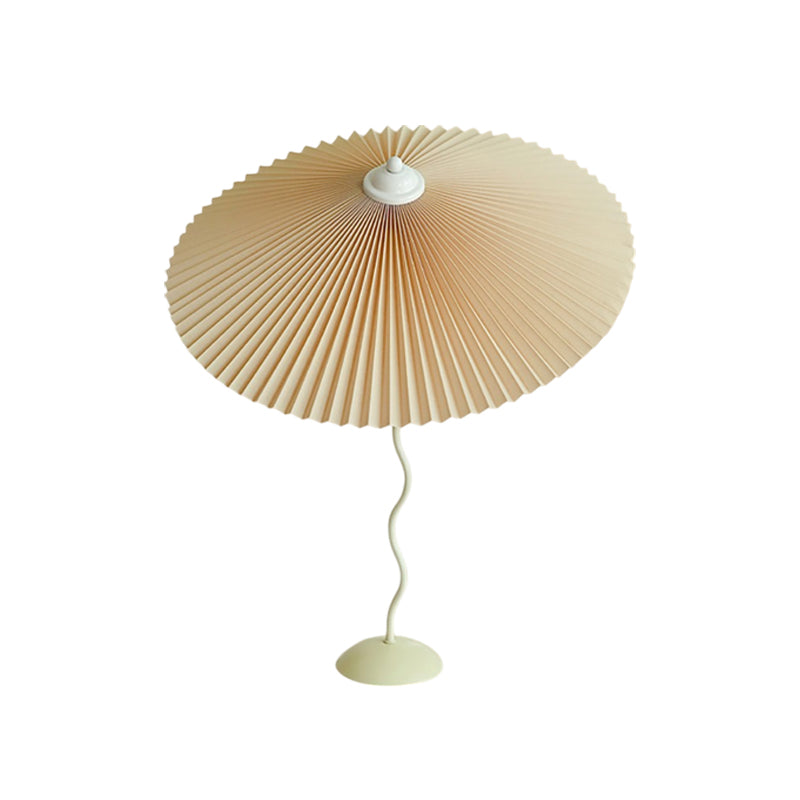 Squiggle Pleated Table Lamp