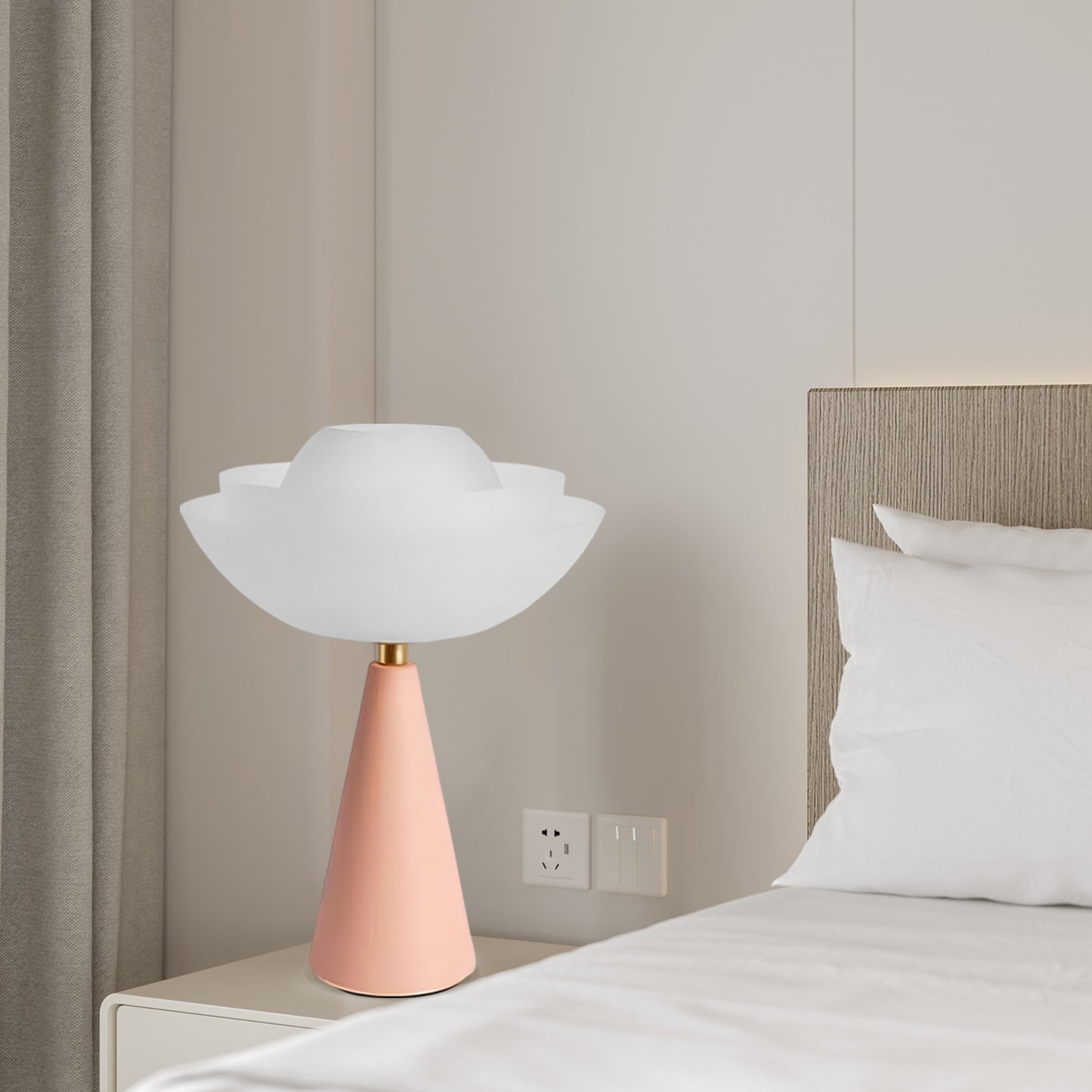 Blossom Metal Table Lamp
