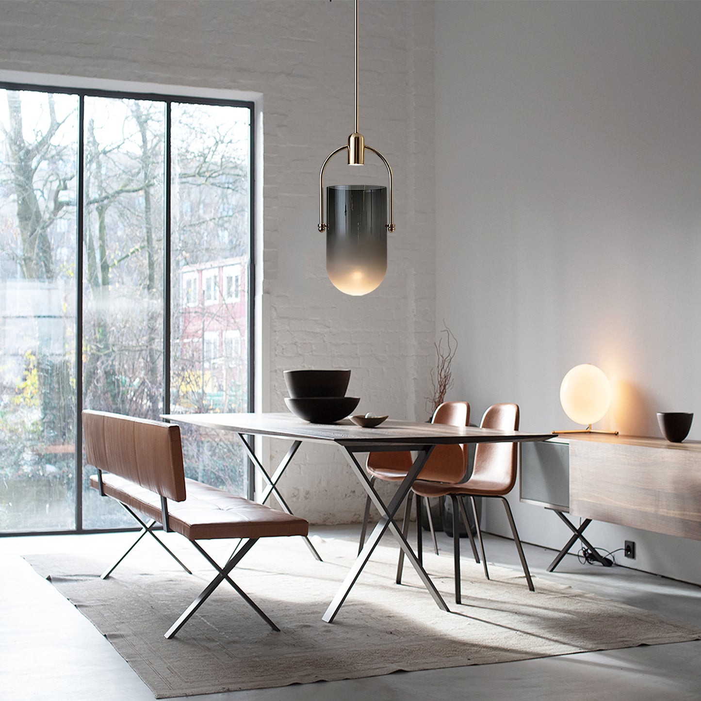 Curved Glass Pendant Lamp