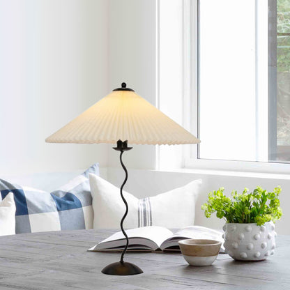 Squiggle Pleated Table Lamp