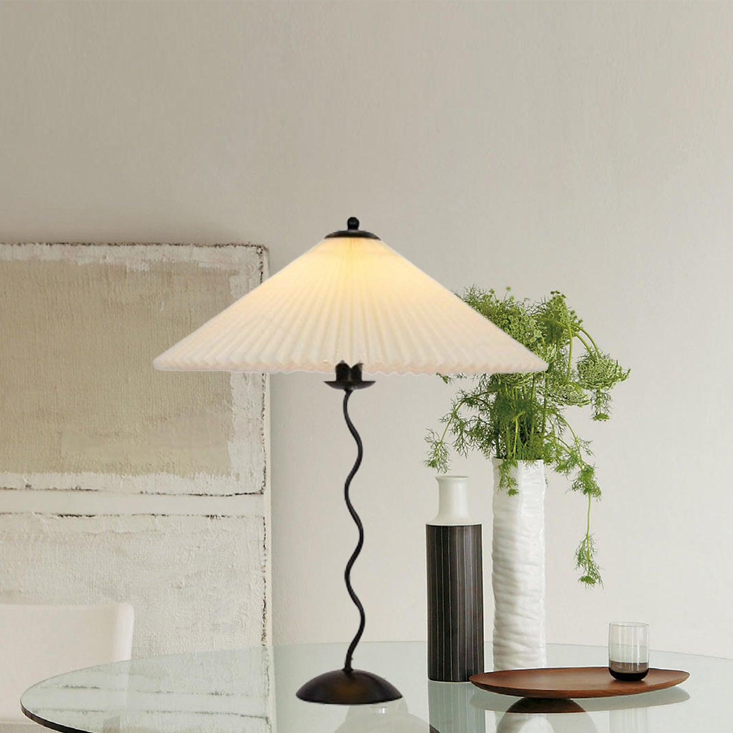 Squiggle Pleated Table Lamp