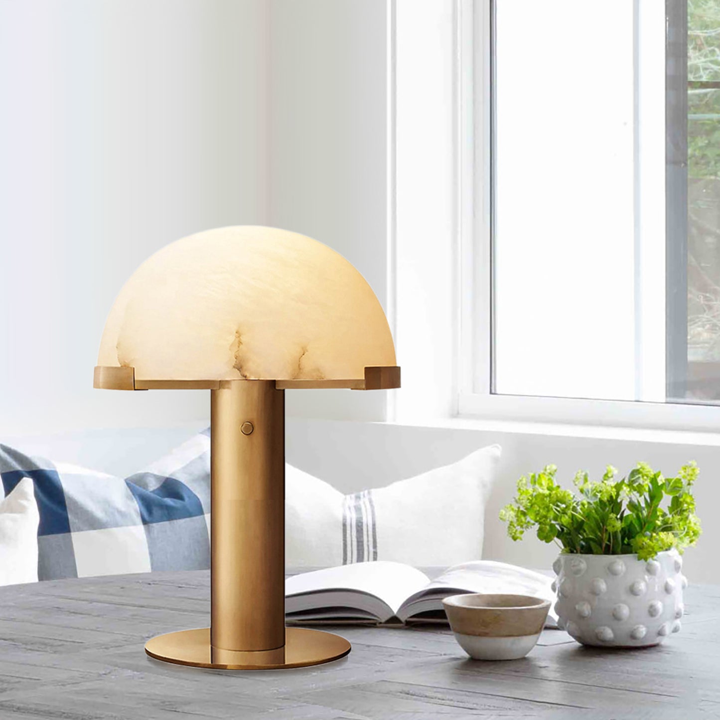 Alabaster Dome Table Lamp