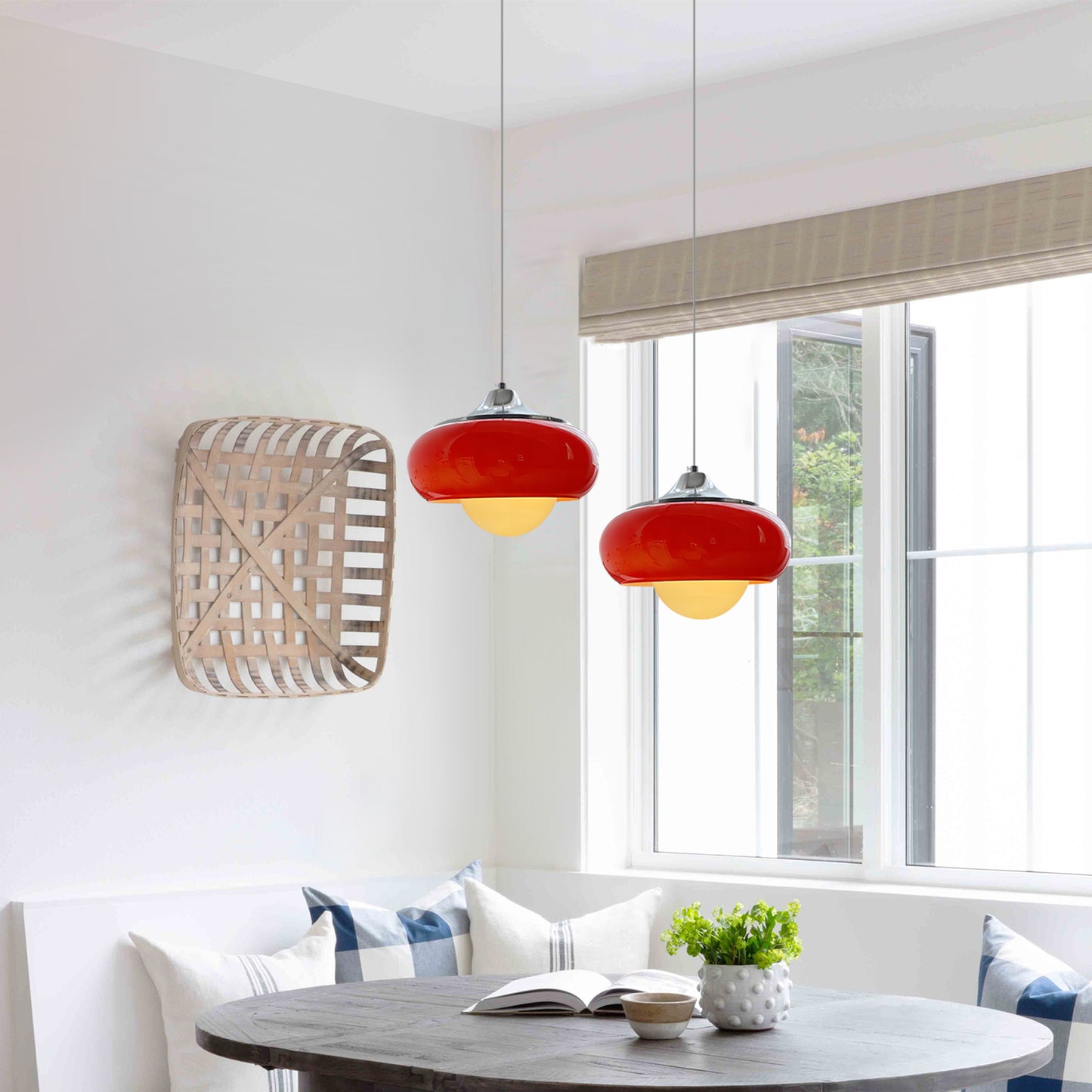 Bauhaus Egg Tart Pendant