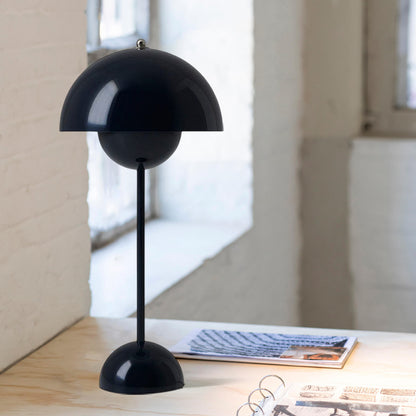 Bud Table Lamp