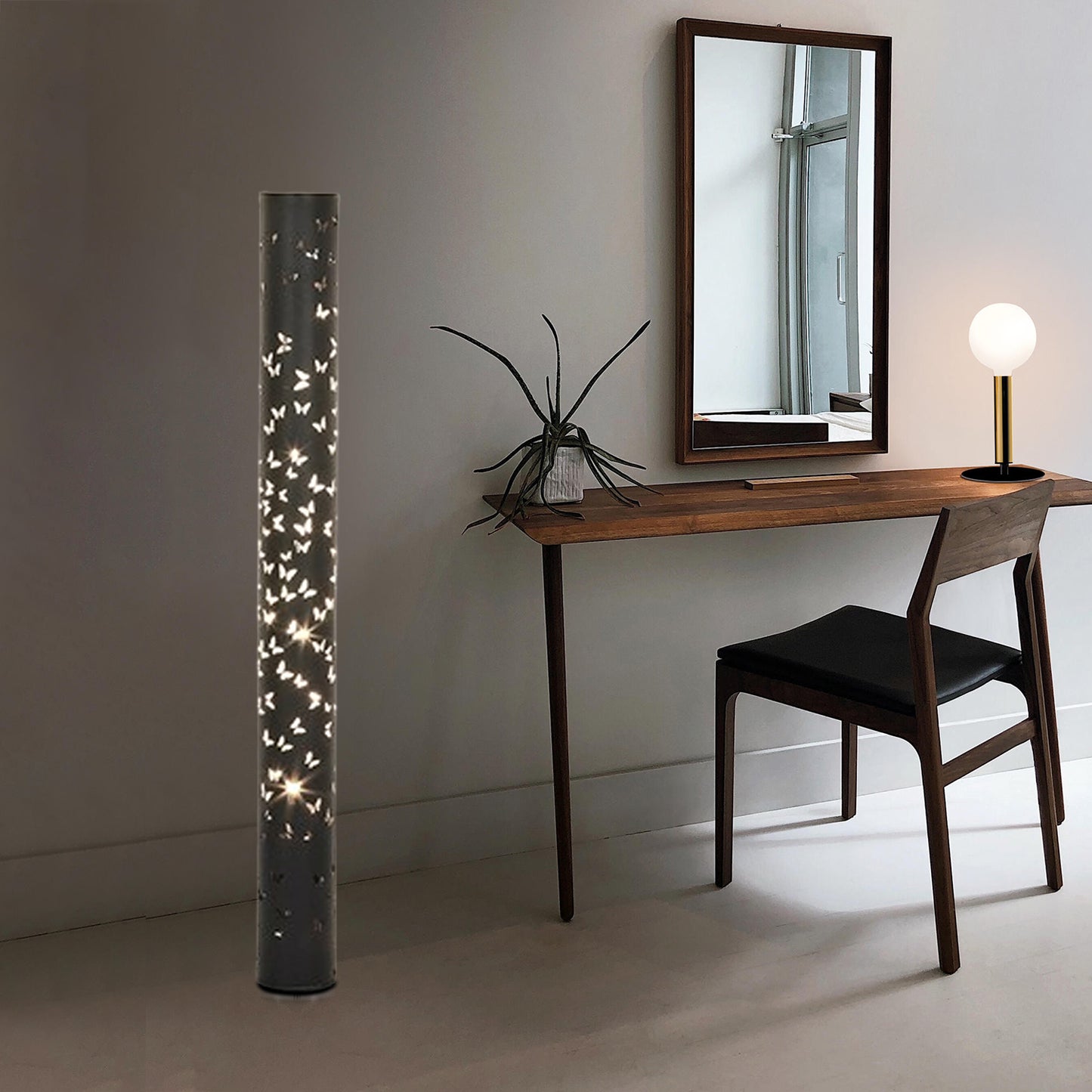 Butteryfly Floor Lamp