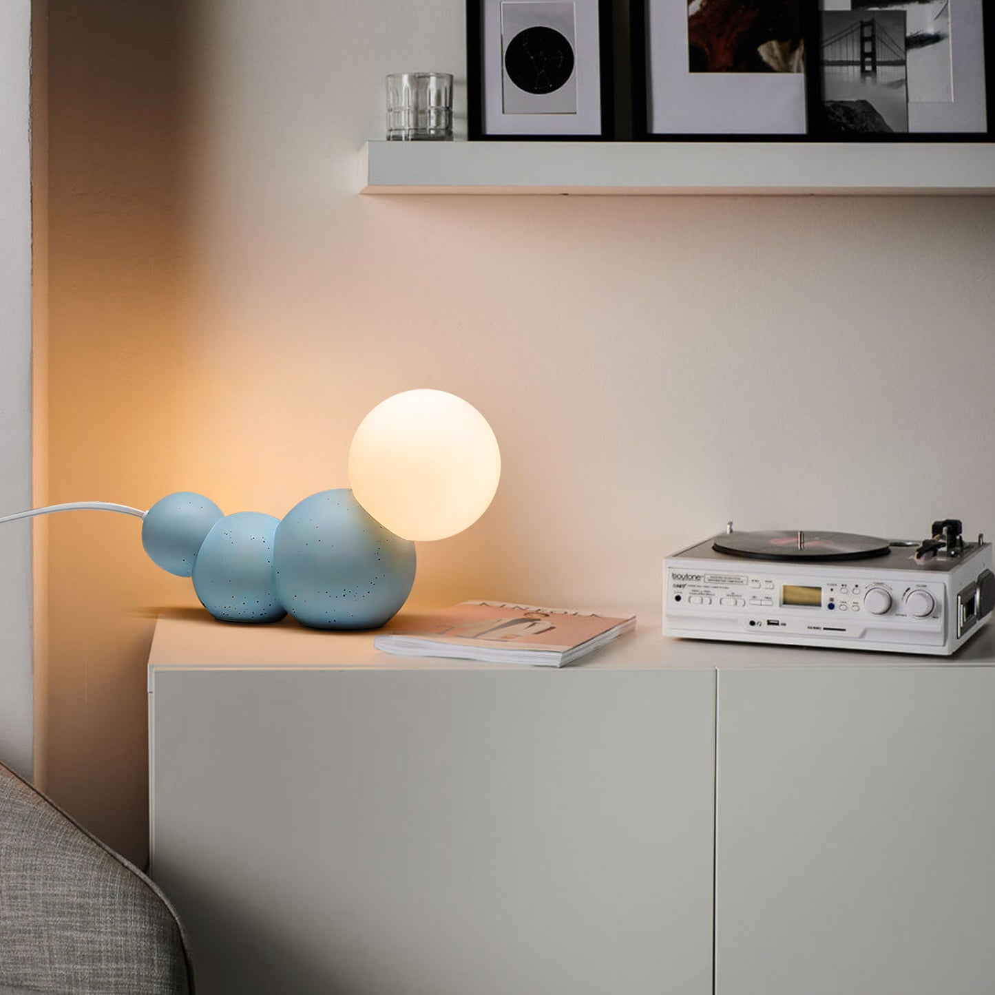 Caterpillar Resin Table Lamp