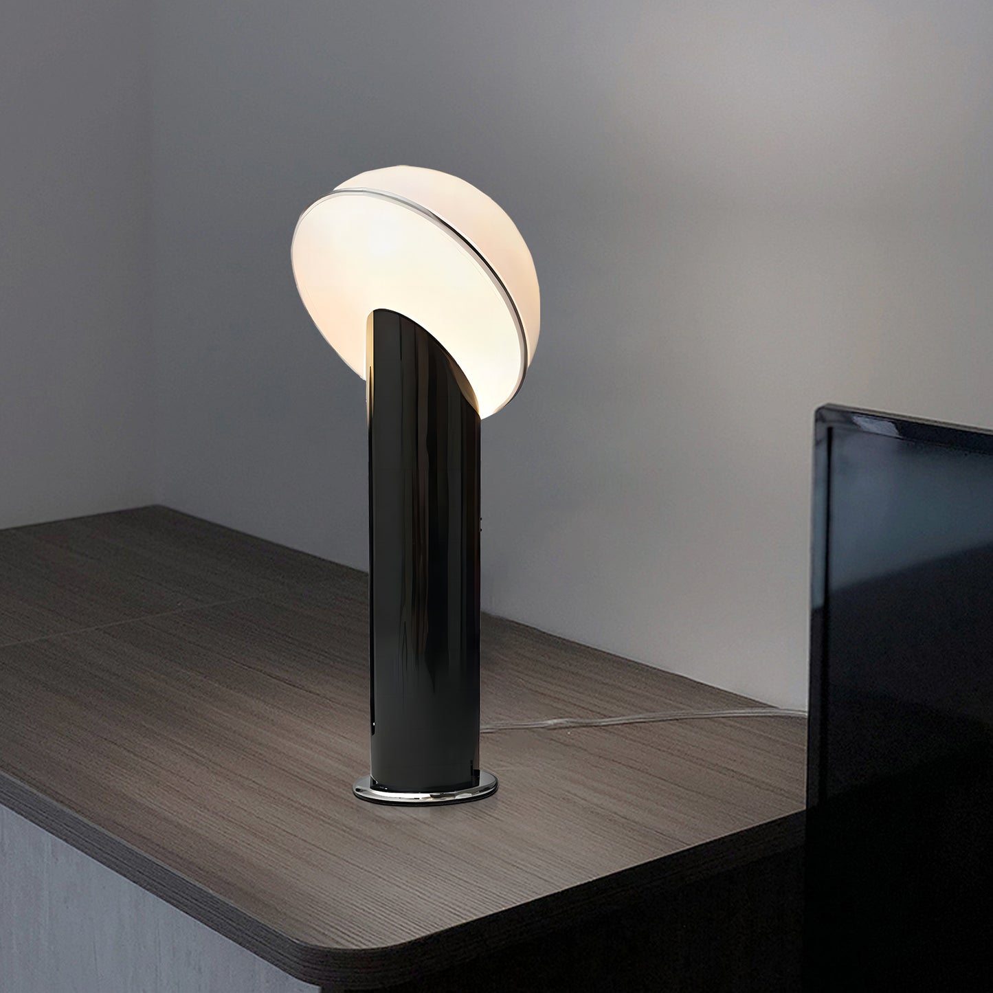 Ciot Dome Table Lamp