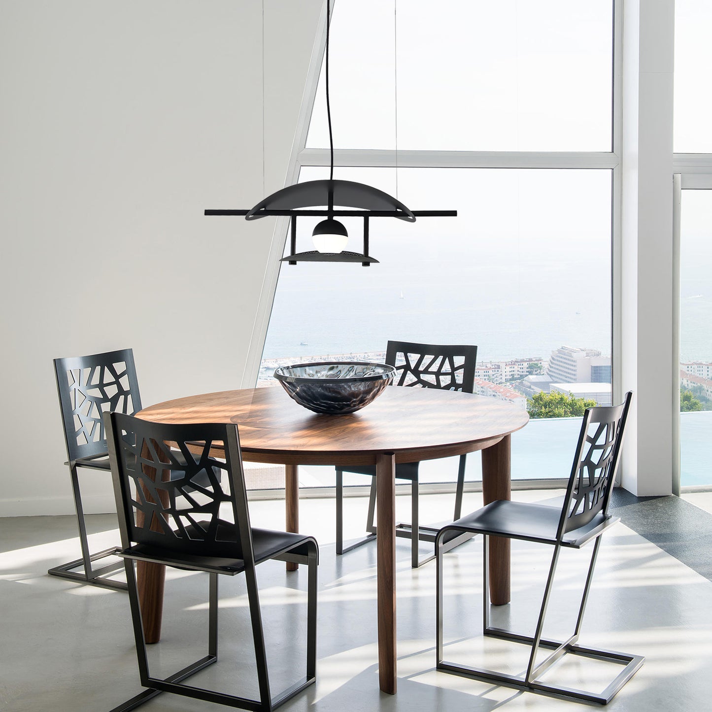 Corolle Pendant Light