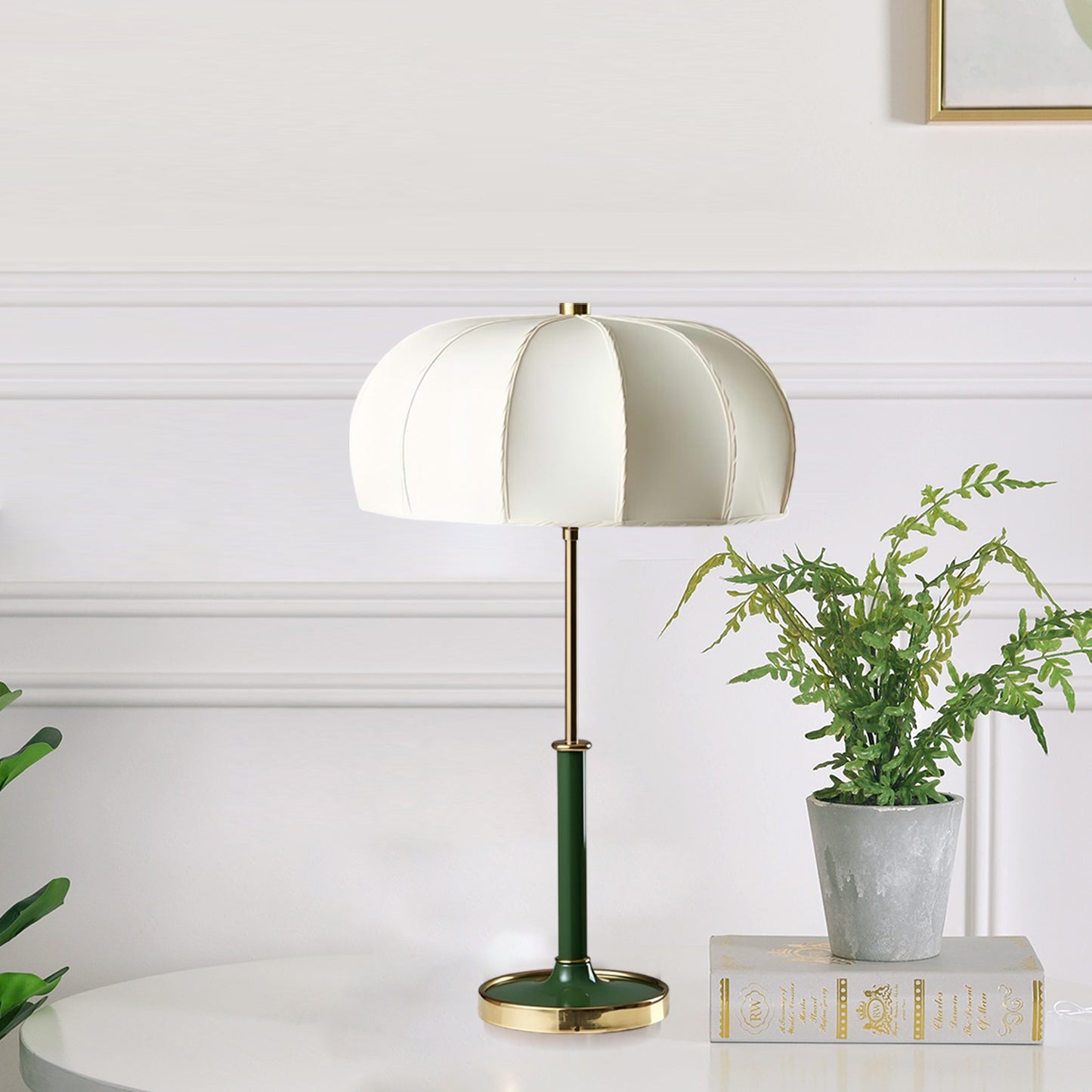 Crown Cloth Table Lamp