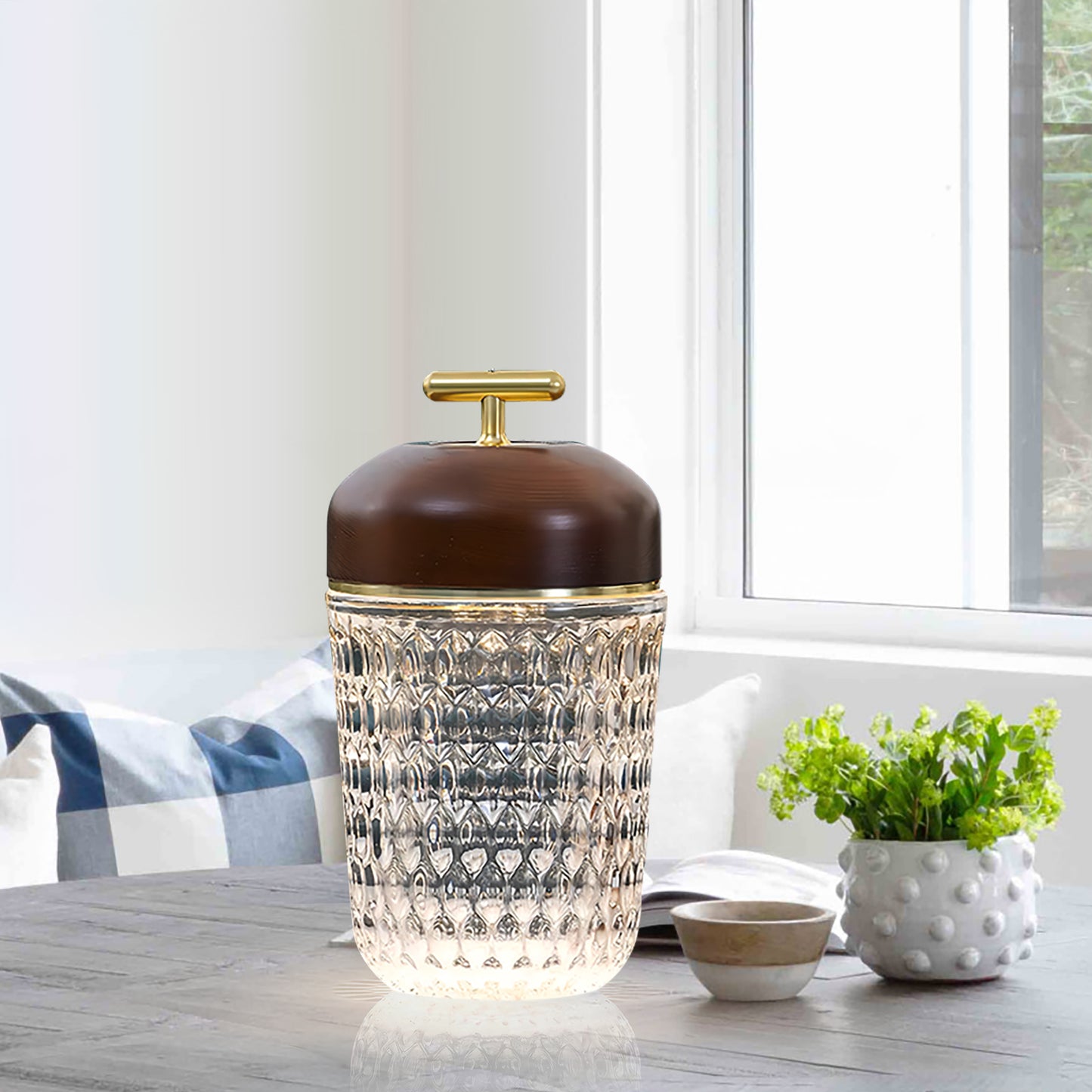 Crystal Pine Cone Table Lamp