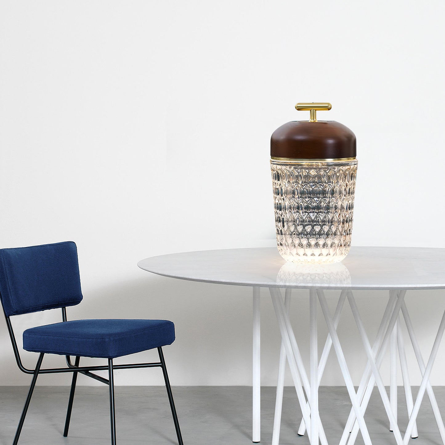 Crystal Pine Cone Table Lamp