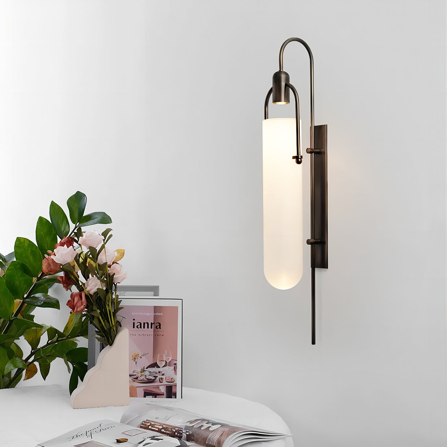 Curved Glass Wall Lamp