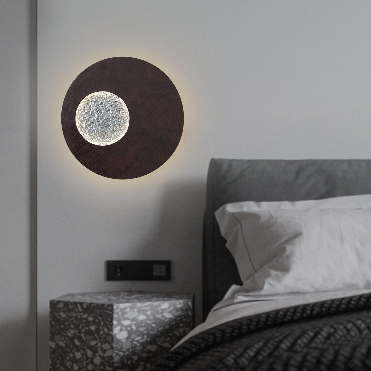 Eclip Moon Sconce