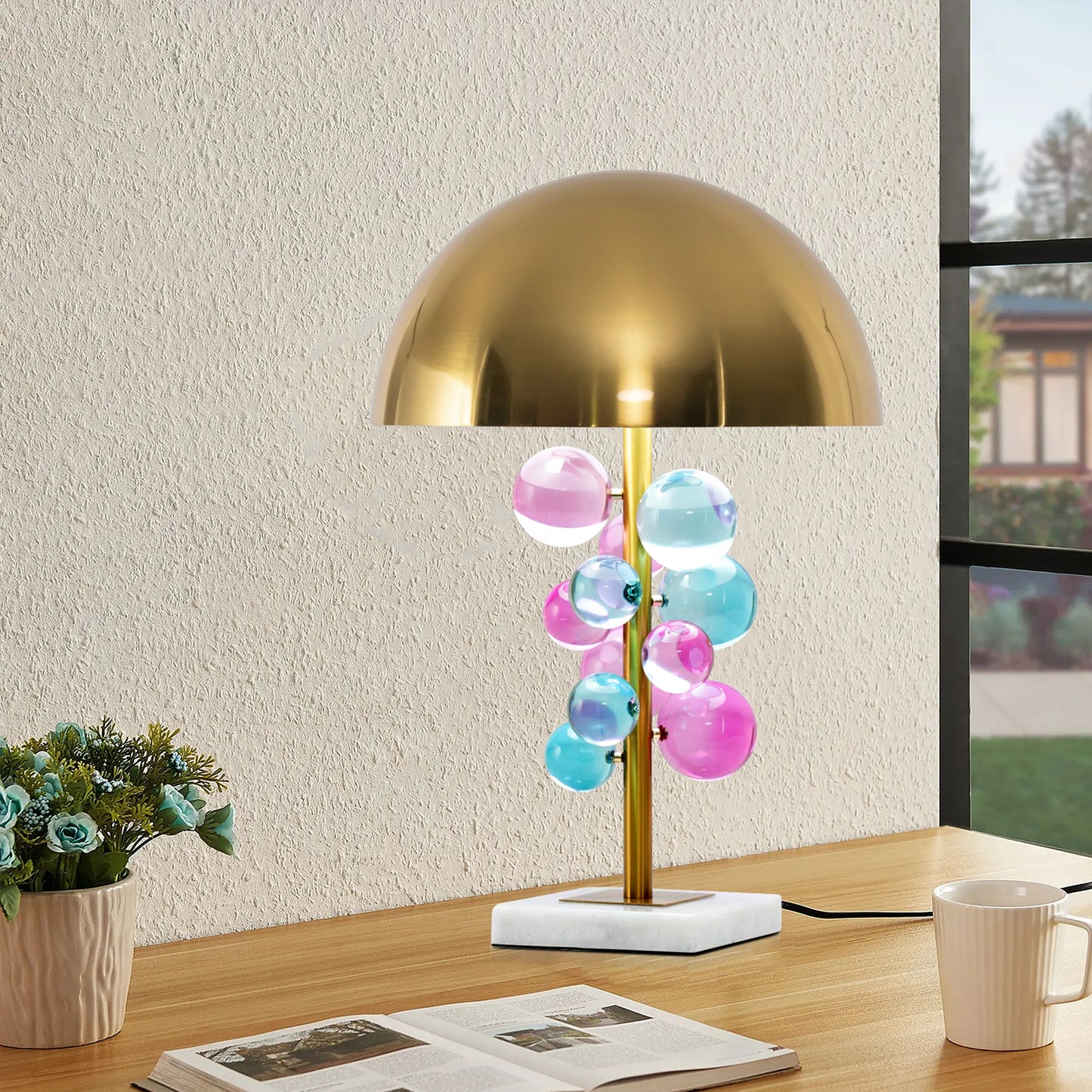 Globo Glass Table Lamp