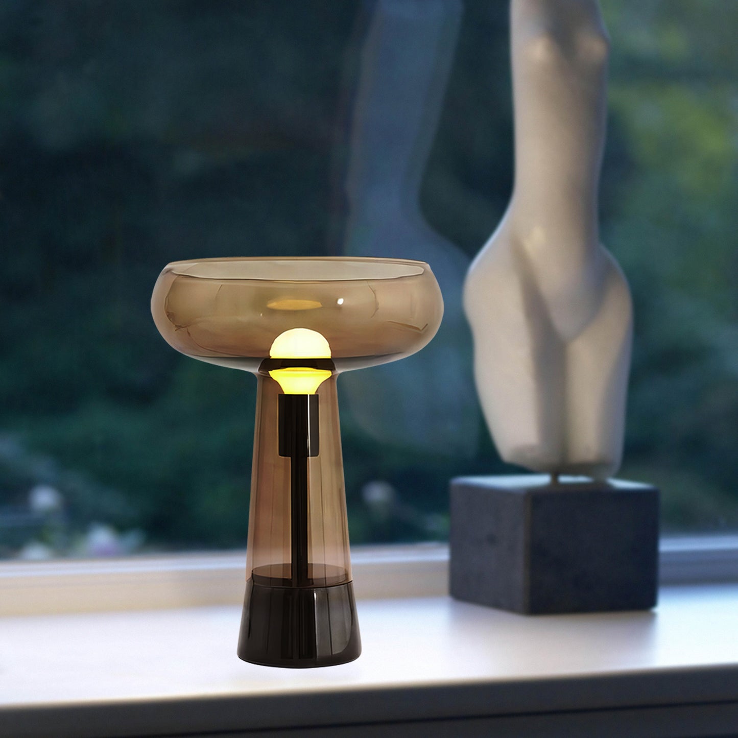 Goblet Glass Table Lamp