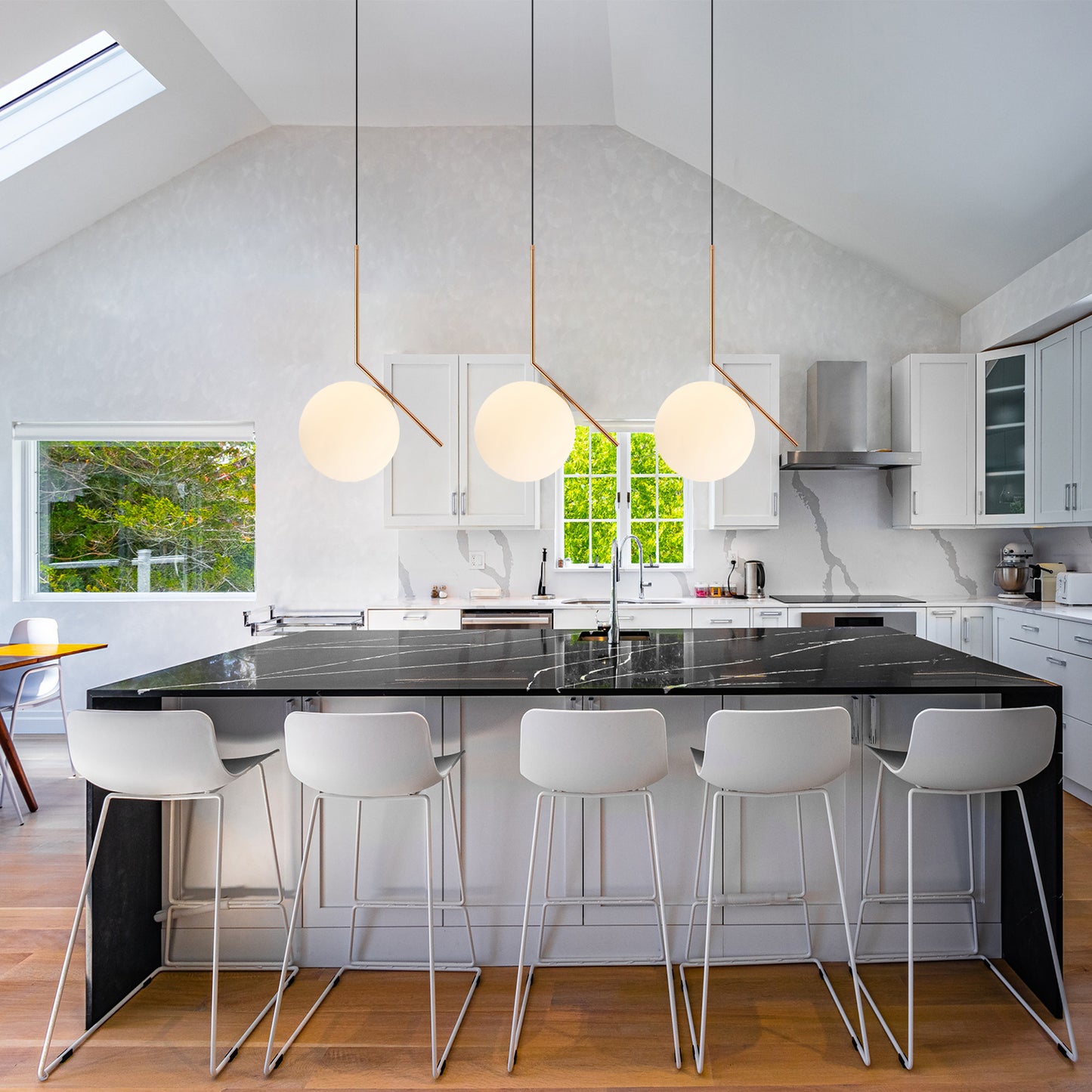 IC Glass Pendant Light