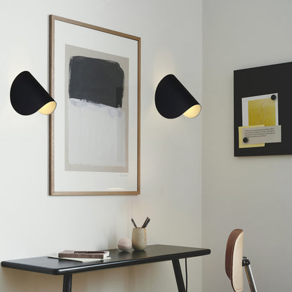 IO Metal Wall Lamp