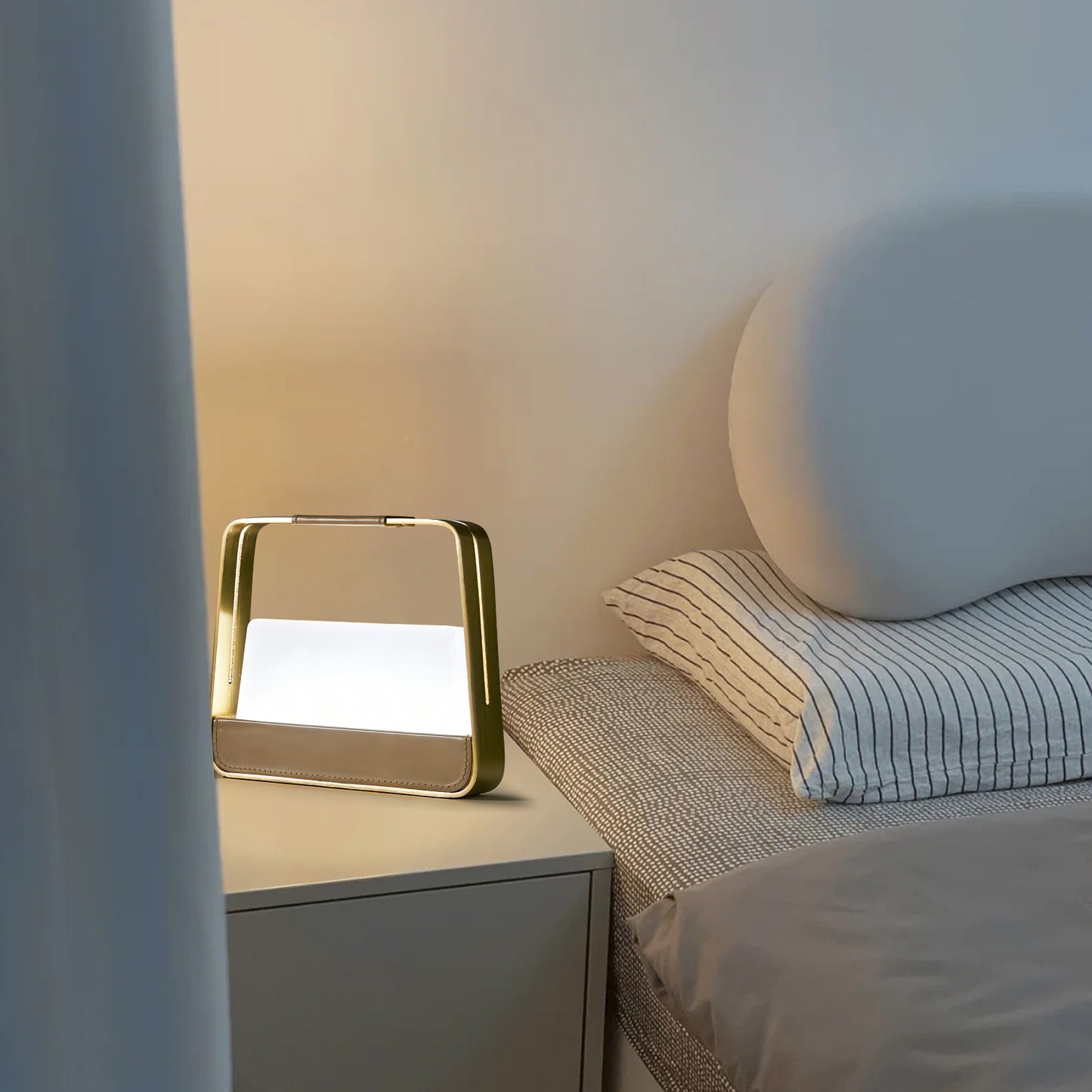 Jacqueline Portable Table