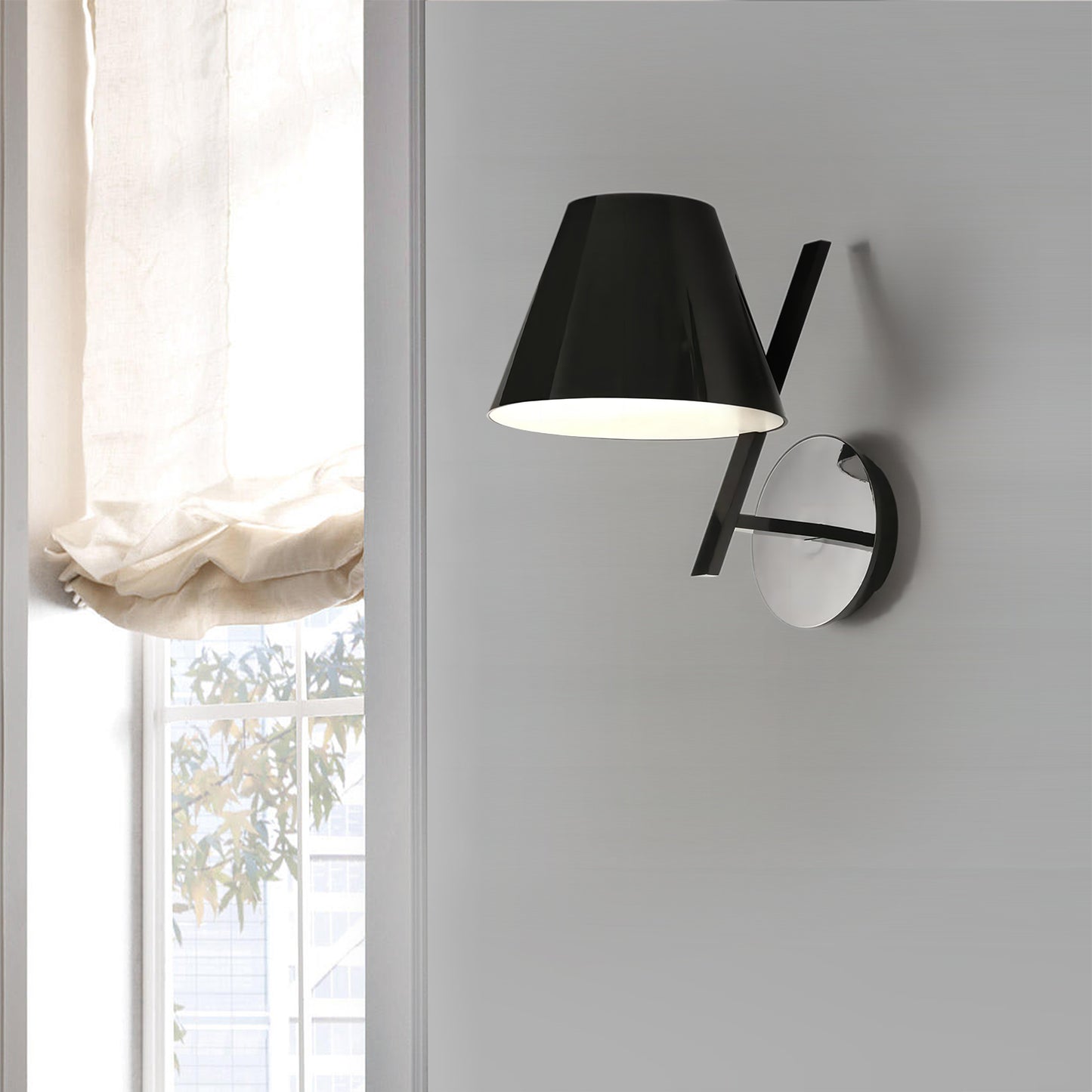 La Petite Sconce