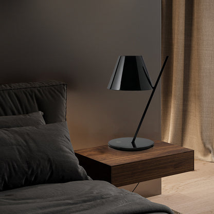La Petite Table Lamp