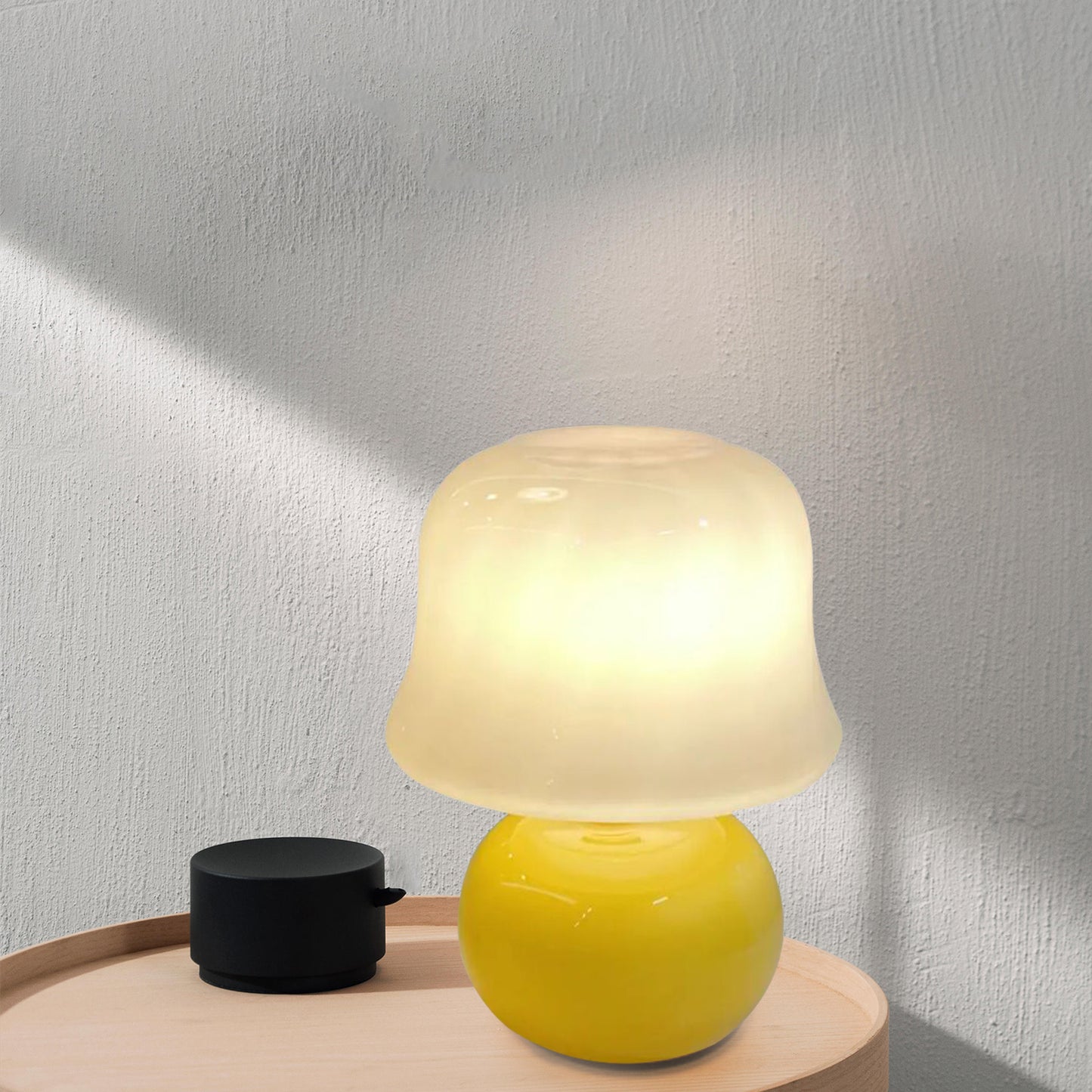 Luma Cream Table Lamp