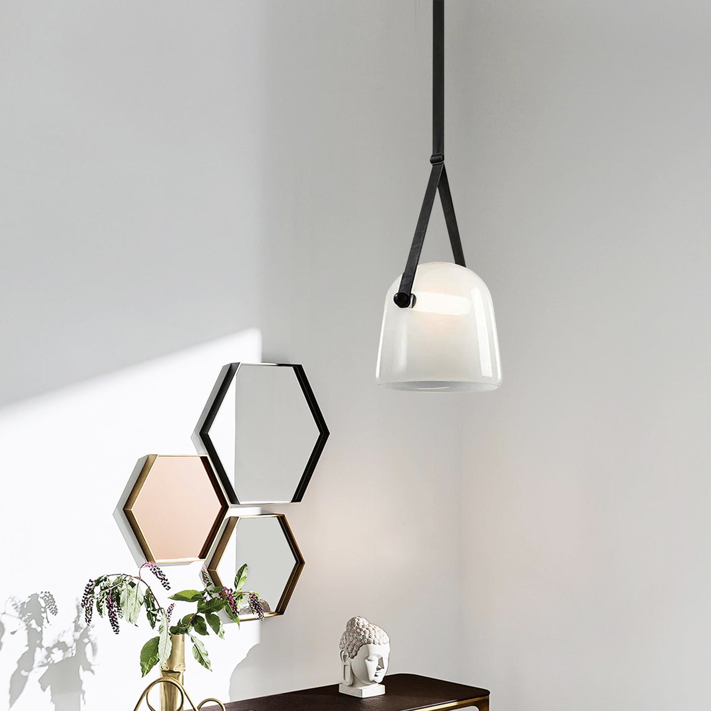 Luma Glass Pendant Light