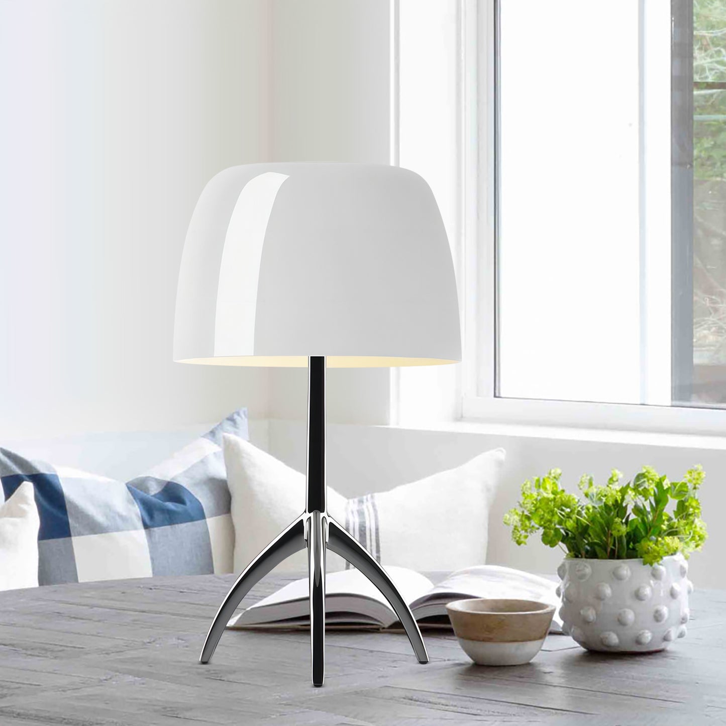 Lunadore Table Lamp
