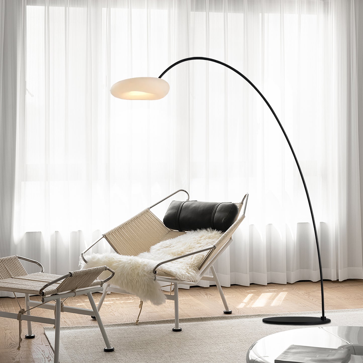 Magoo Floor Lamp