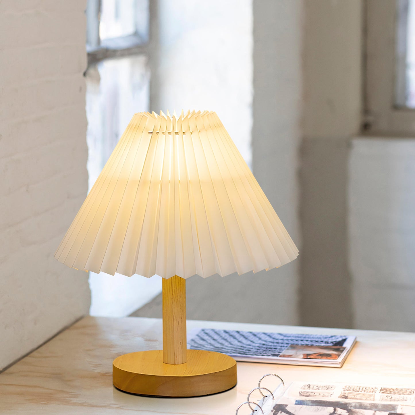 Noya Pleated Table Lamp