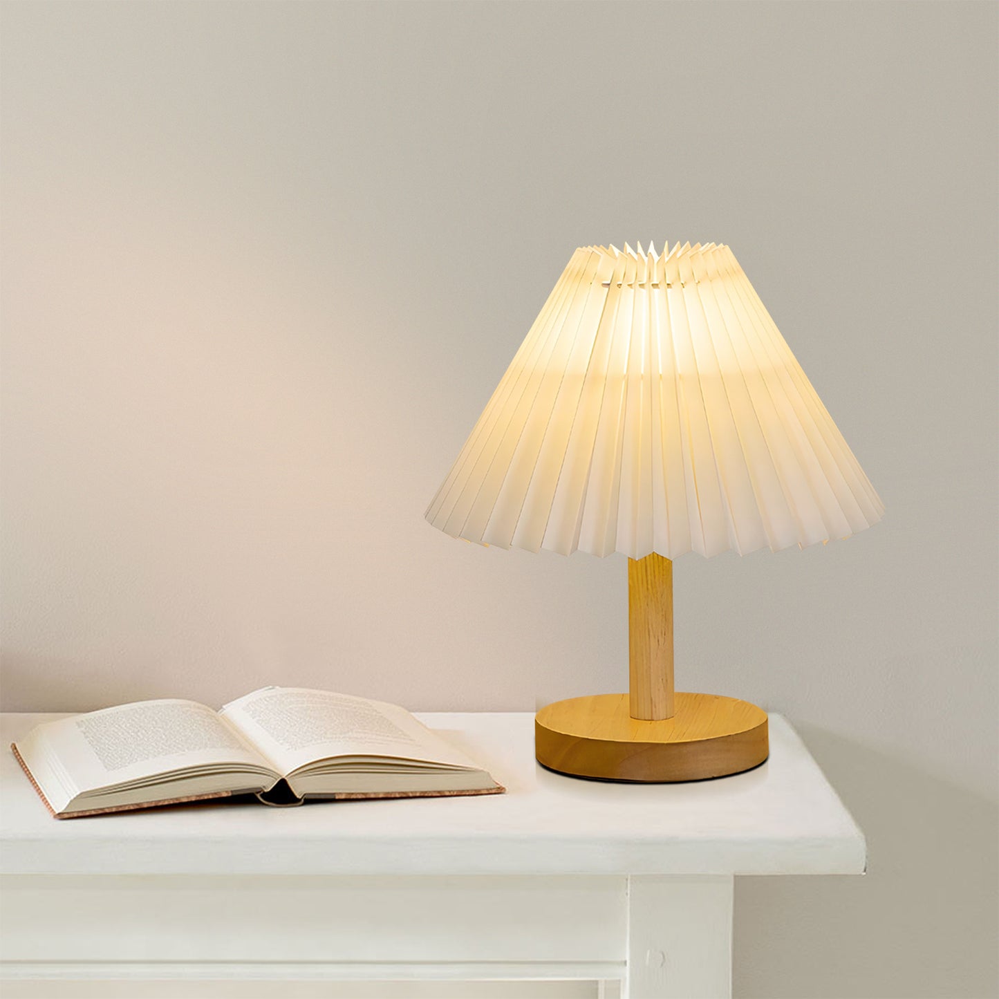 Noya Pleated Table Lamp