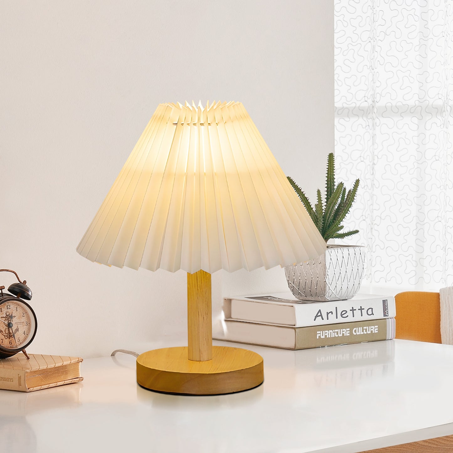 Noya Pleated Table Lamp