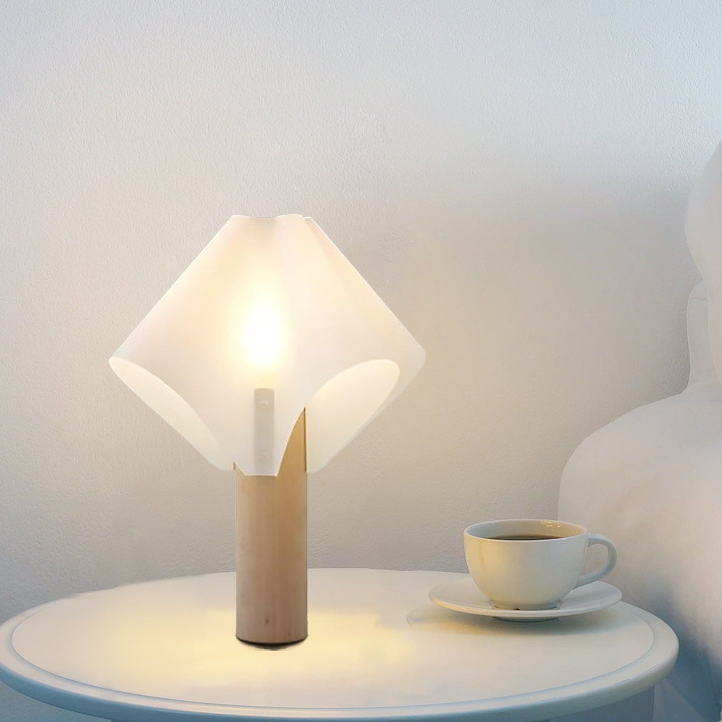 Pin Shape Table Lamp