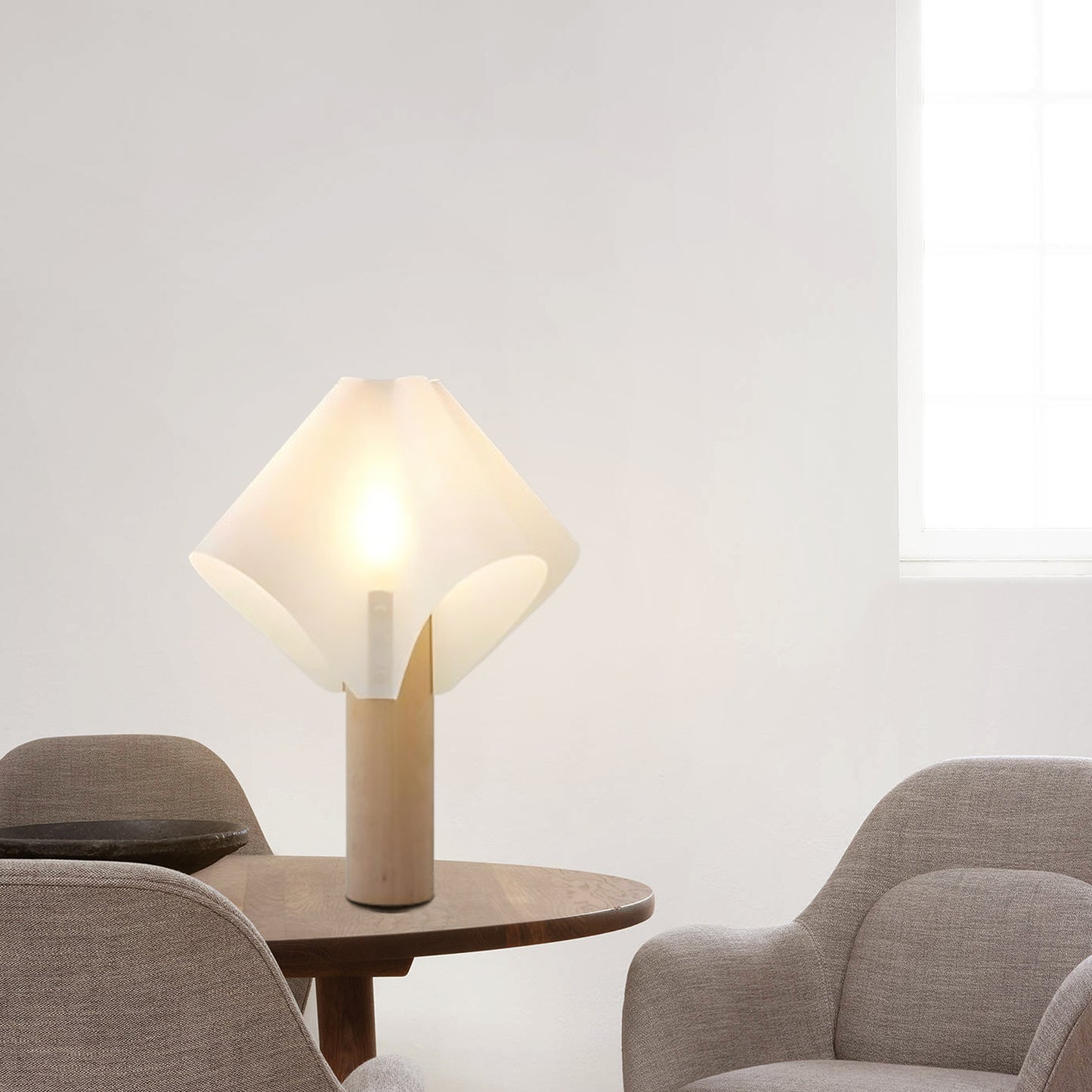 Pin Shape Table Lamp