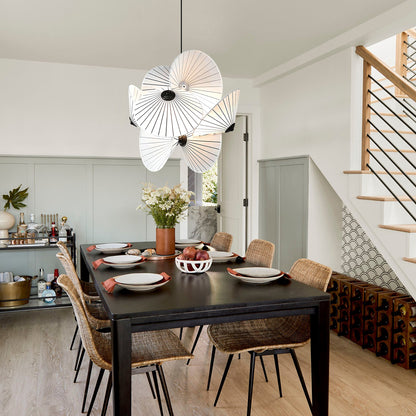 Serpentine Pendant Light