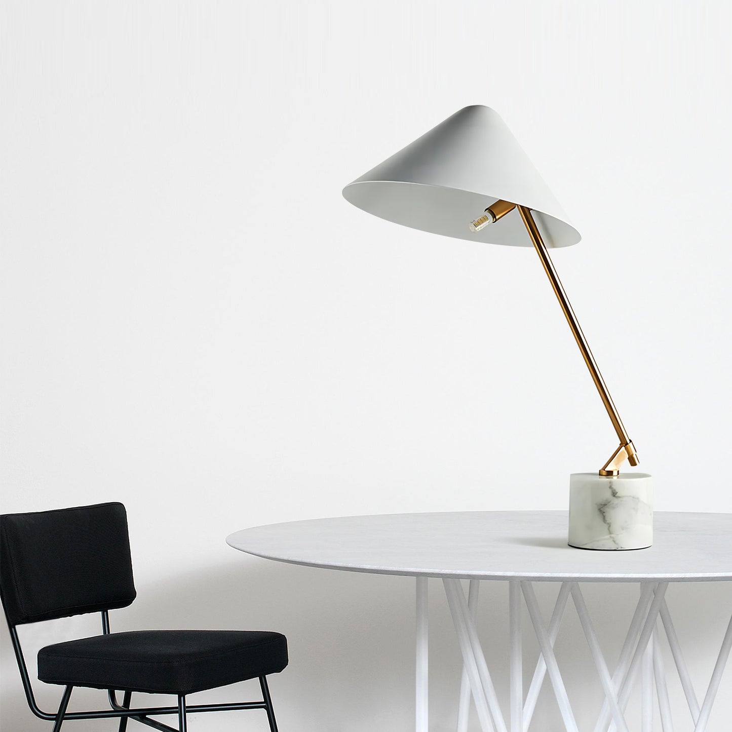 Swivo Table Lamp