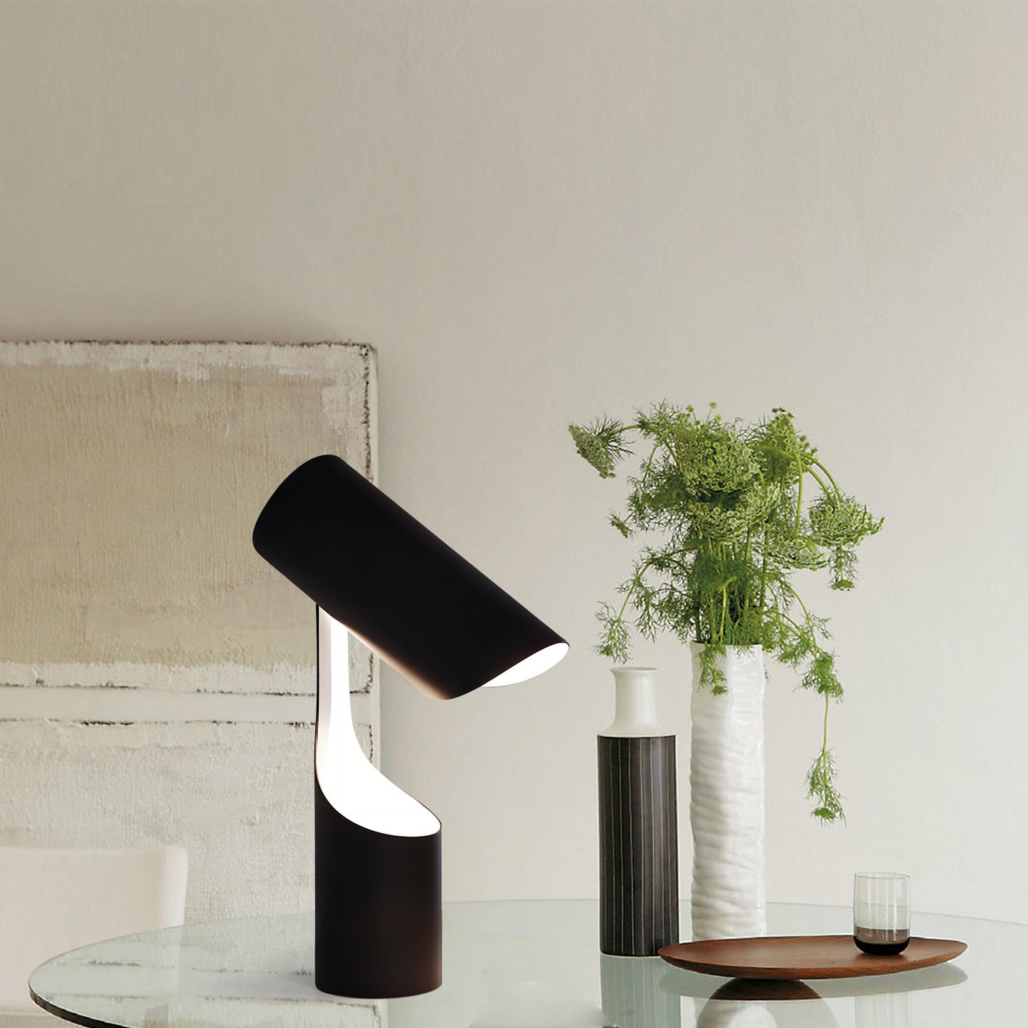Vero Table Lamp