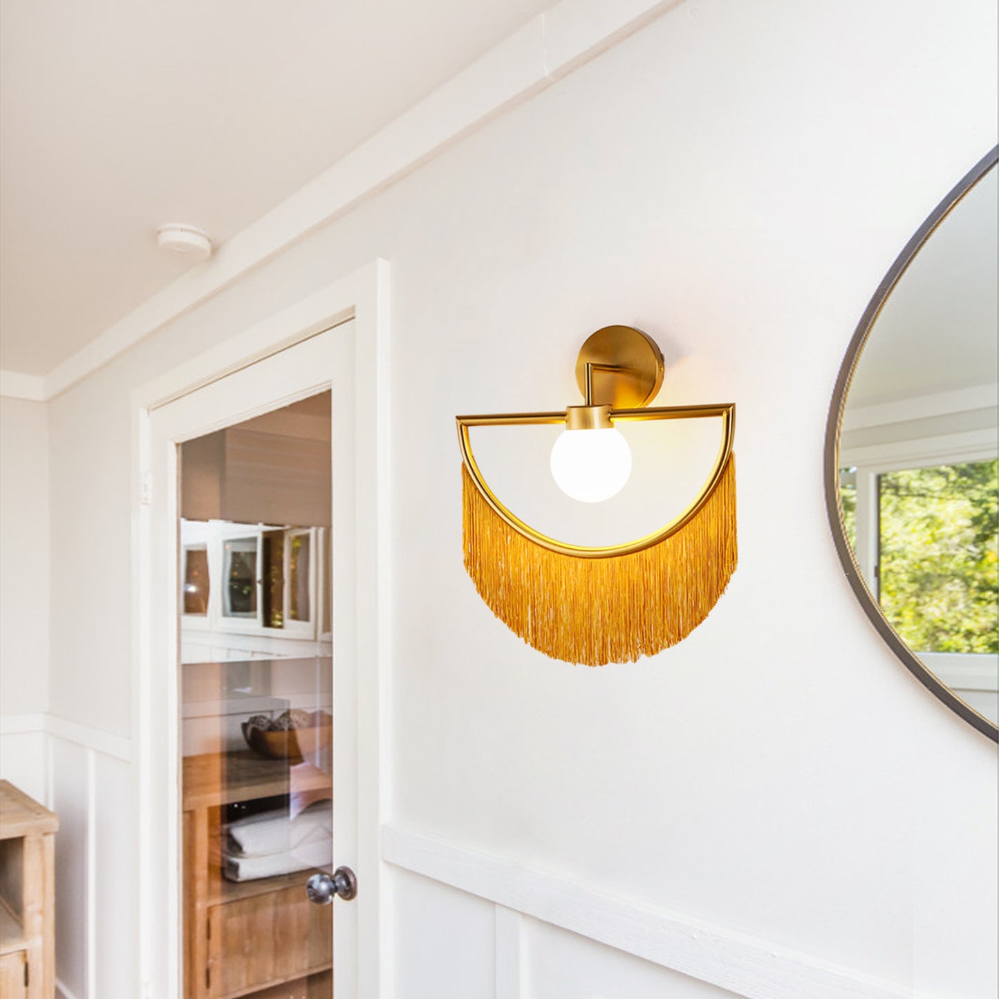 Wink Tassel Wall Lamp